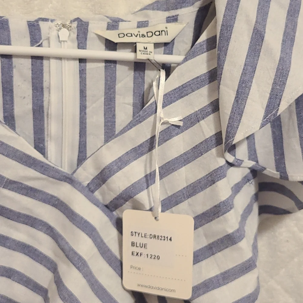 NWT Size medium romper - Picture 3 of 14